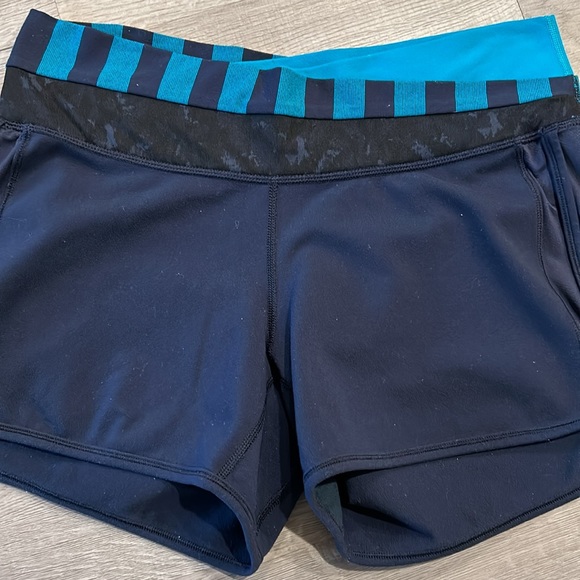 LULULEMON | Women’s Yoga Shorts - Picture 2 of 9